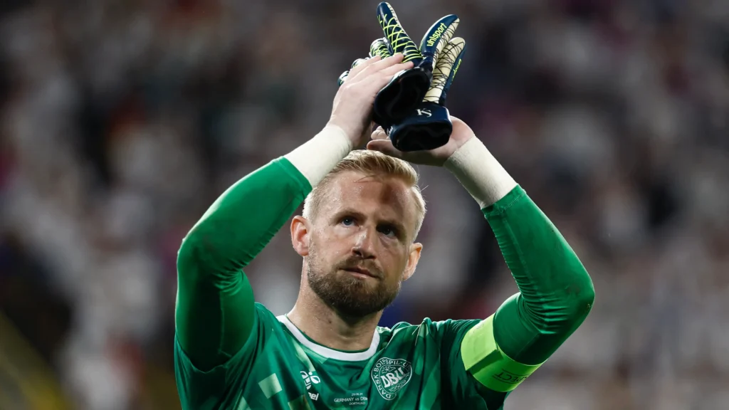 Kasper Schmeichel announces retirement after devastating injury diagnosis
