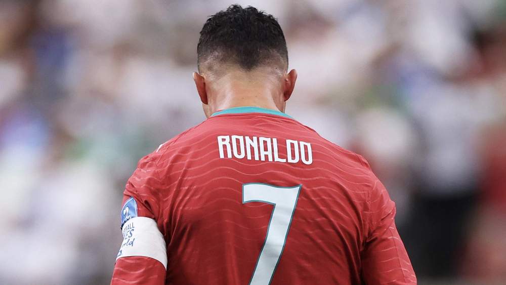 𝐈𝐭'𝐬 𝐨𝐟𝐟𝐢𝐜𝐢𝐚𝐥: 𝐂𝐫𝐢𝐬𝐭𝐢𝐚𝐧𝐨 𝐑𝐨𝐧𝐚𝐥𝐝𝐨